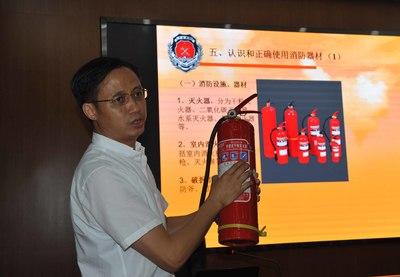 筑牢安全防线 市司法局机关开展消防安全培训